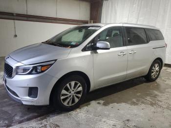  Salvage Kia Sedona