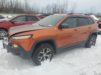  Salvage Jeep Cherokee