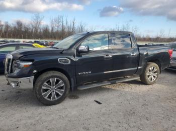  Salvage Nissan Titan