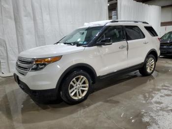  Salvage Ford Explorer