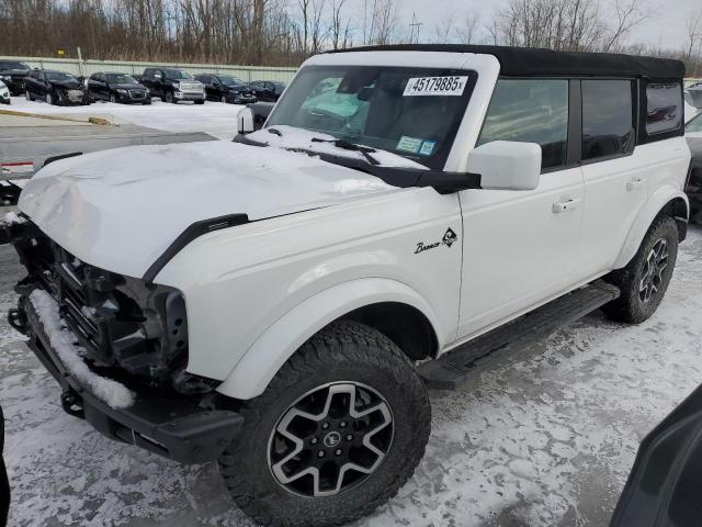  Salvage Ford Bronco