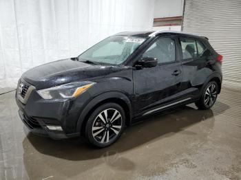  Salvage Nissan Kicks