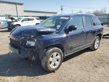  Salvage Jeep Compass