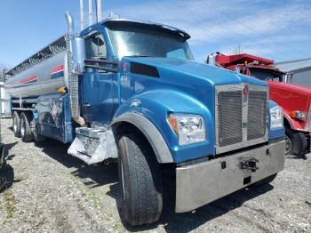  Salvage Kenworth T880
