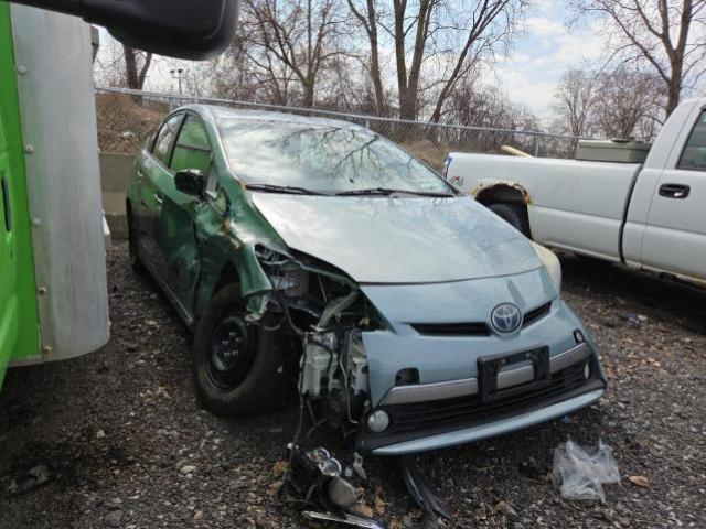  Salvage Toyota Prius