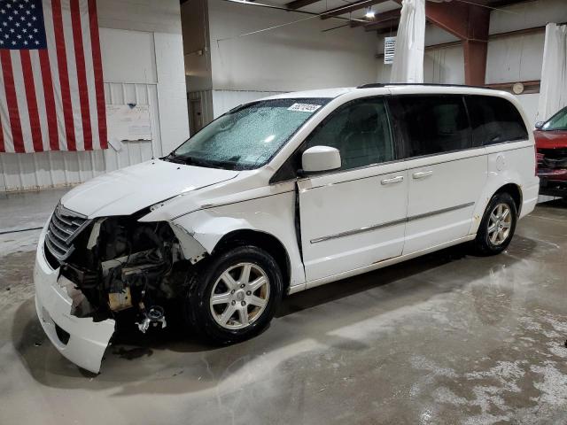  Salvage Chrysler Minivan
