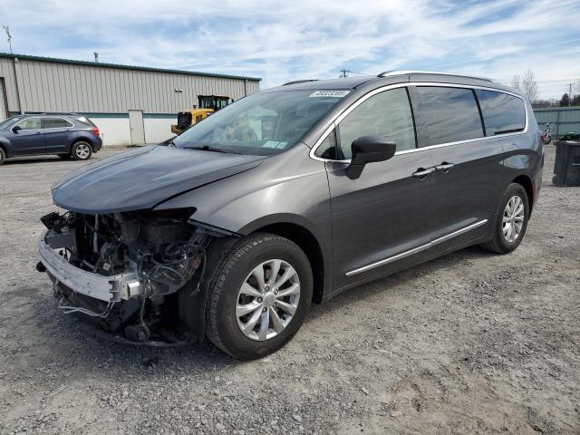  Salvage Chrysler Pacifica