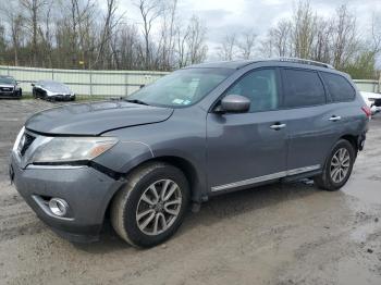  Salvage Nissan Pathfinder