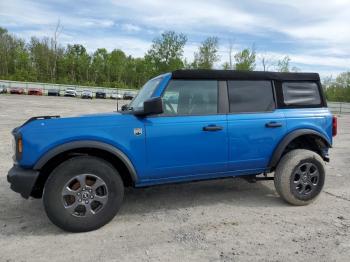  Salvage Ford Bronco