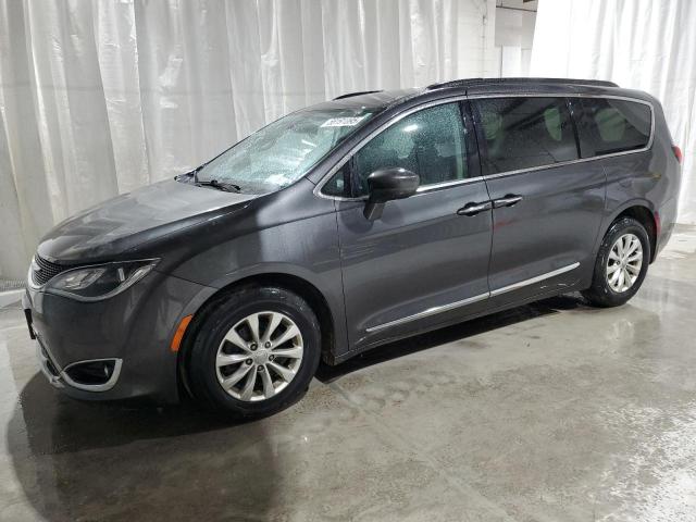 Salvage Chrysler Pacifica