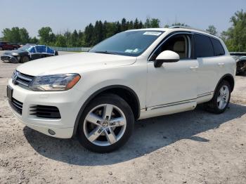  Salvage Volkswagen Touareg