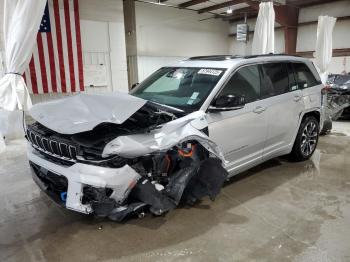  Salvage Jeep Grand Cherokee