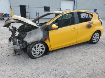  Salvage Toyota Prius
