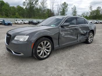  Salvage Chrysler 300