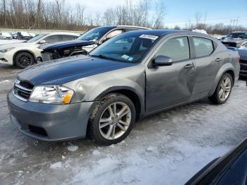  Salvage Dodge Avenger