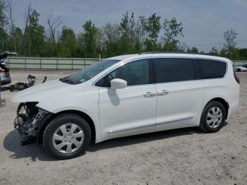  Salvage Chrysler Pacifica