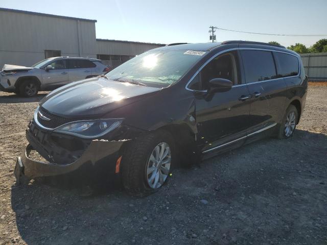  Salvage Chrysler Pacifica