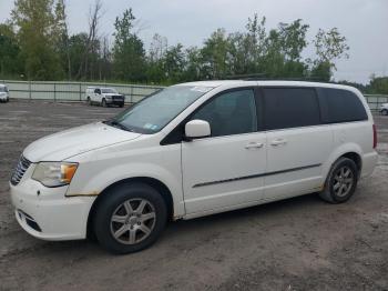  Salvage Chrysler Minivan