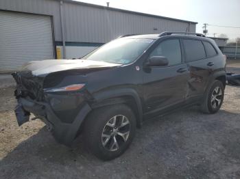  Salvage Jeep Cherokee