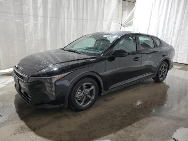  Salvage Kia K4 Lx