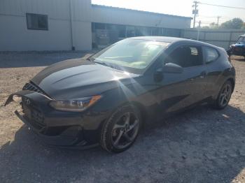 Salvage Hyundai VELOSTER
