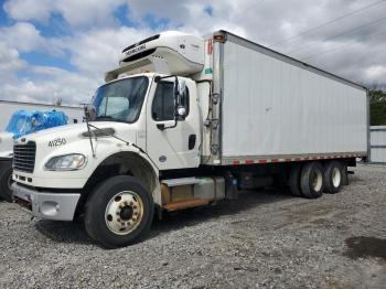  Salvage Freightliner M2 106 Med