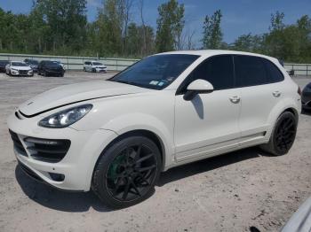  Salvage Porsche Cayenne