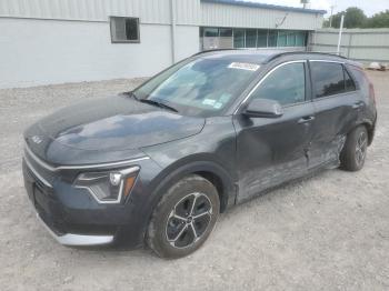  Salvage Kia Niro