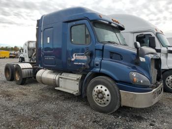  Salvage Freightliner Cascadia 1