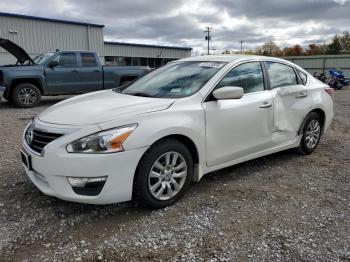  Salvage Nissan Altima