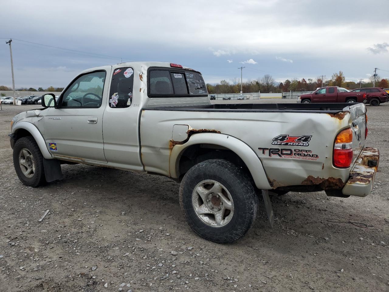 Toyota Tacoma Xtracab Image 11