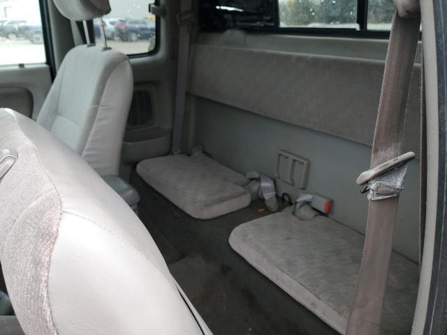 Toyota Tacoma Xtracab Image 9