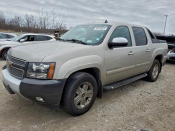  Salvage Chevrolet Avalanche