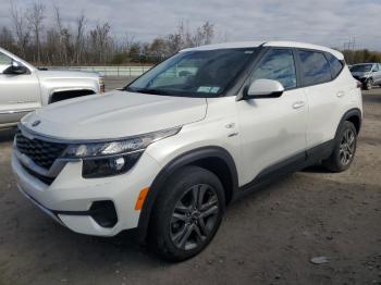  Salvage Kia Seltos