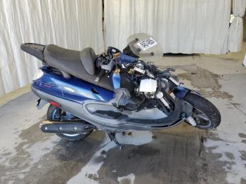  Salvage Piaggio Scooter