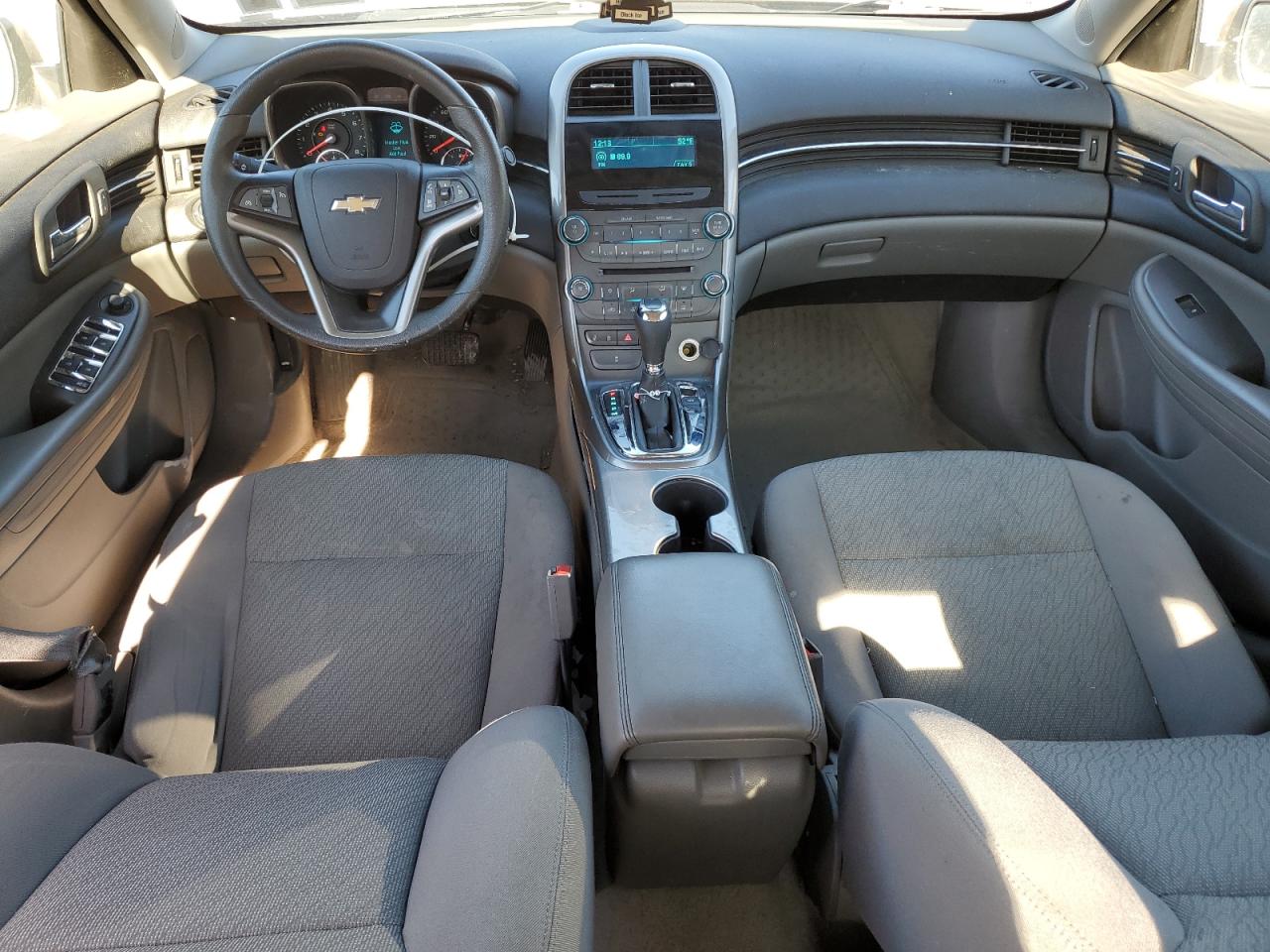 Chevrolet Malibu Ls Image 4