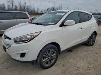  Salvage Hyundai TUCSON