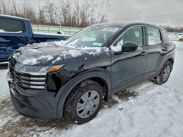  Salvage Nissan Kicks