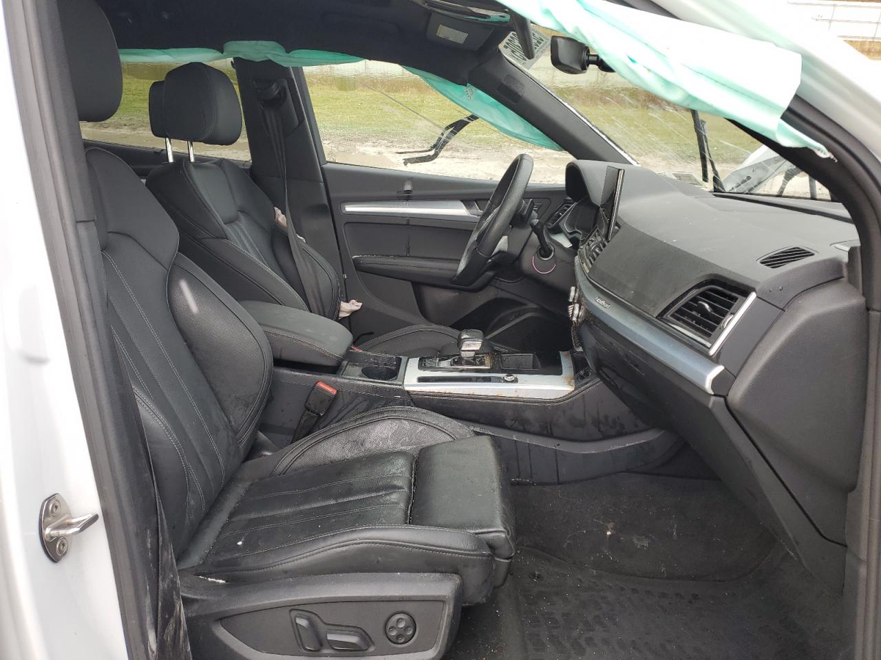 Audi Q5 Premium Plus 45 Image 3