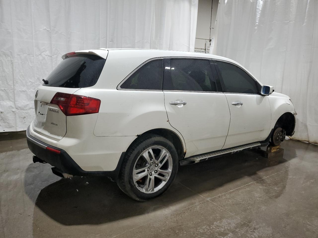 Acura MDX Image 13