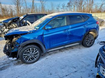  Salvage Hyundai TUCSON
