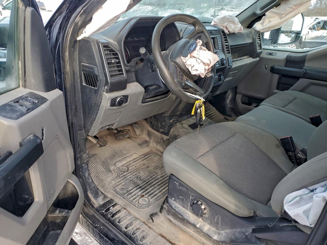 Ford F-350 Super Duty Image 12