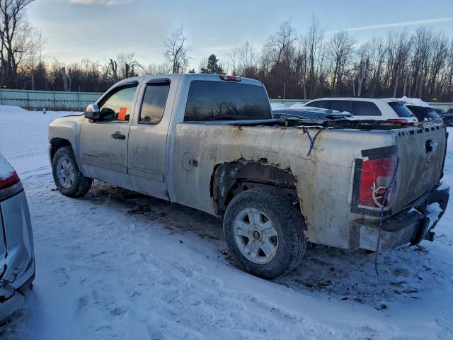 Chevrolet Silverado K1500 Lt Image 12