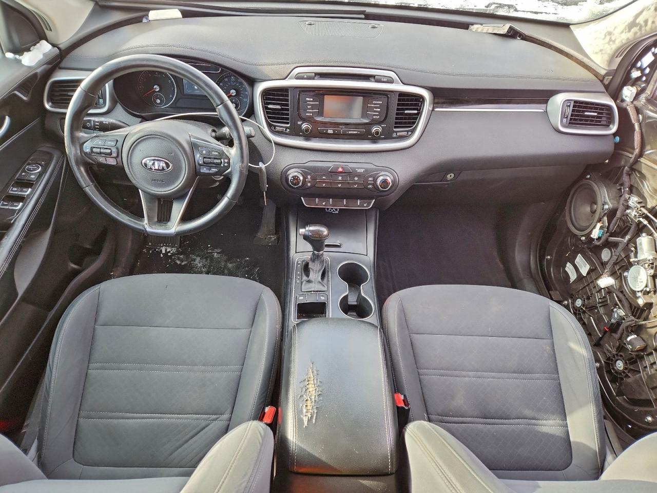 Kia Sorento Lx Image 11