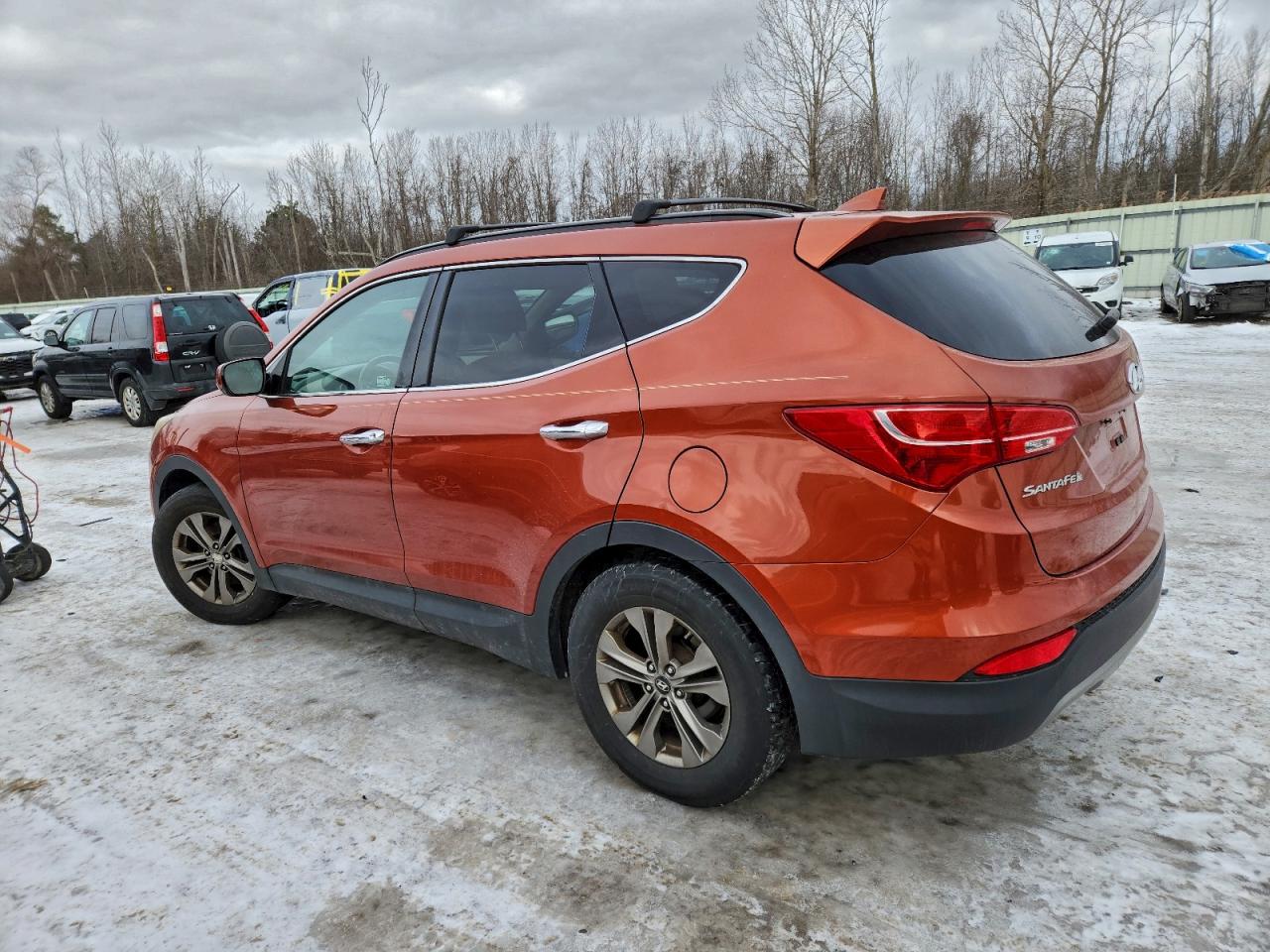 Hyundai SANTA FE Image 2