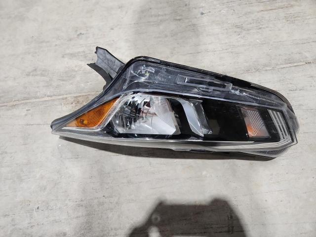 Nissan Versa Sv Image 9