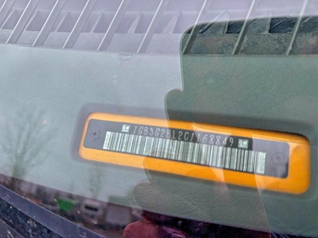 Chevrolet Express Image 9