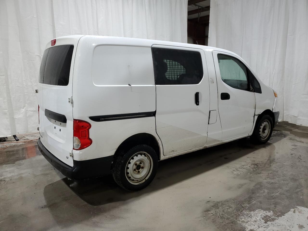 Chevrolet Express Lt Image 5