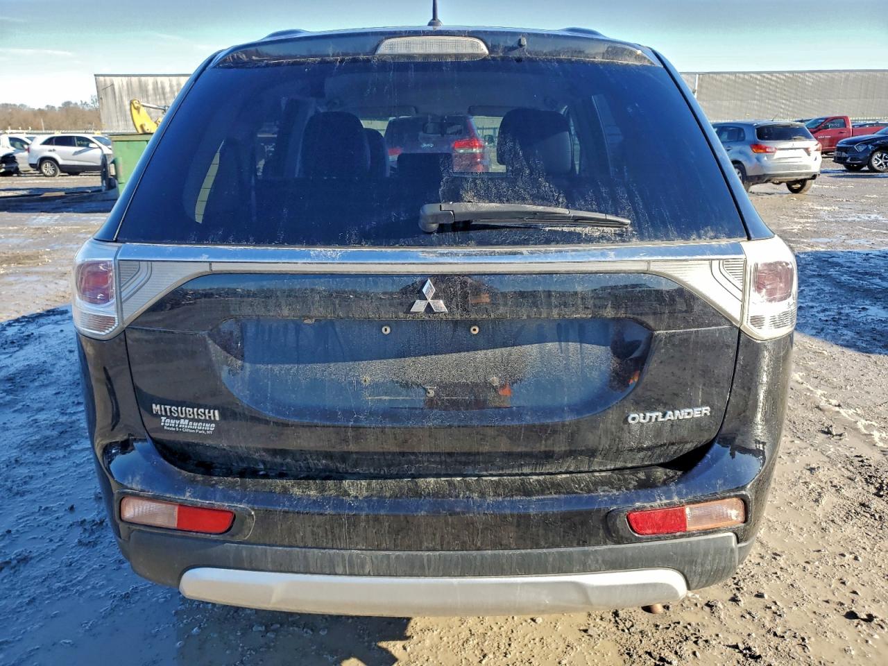 Mitsubishi Outlander Se Image 3