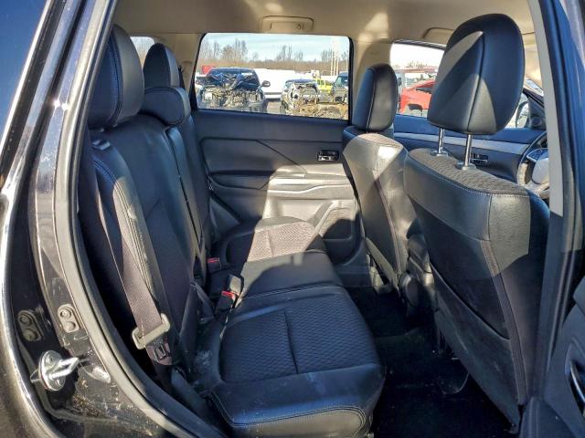 Mitsubishi Outlander Se Image 9